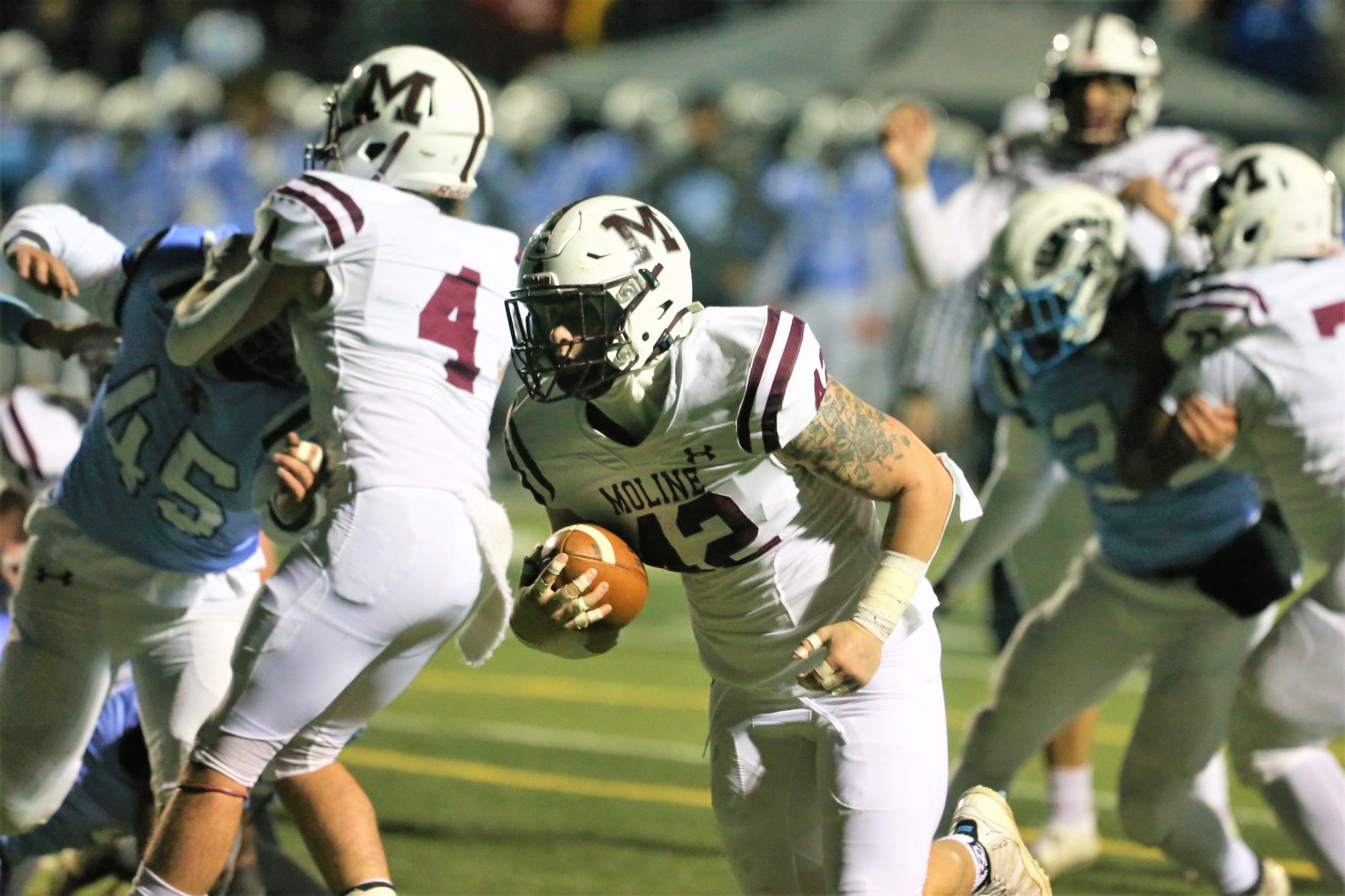 110521-qc-spt-moline fball5.jpg